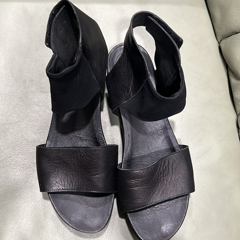 Eileen Fisher Spree Black Leather Platform Mesh Ankle Sandals - Picture 5 of 8